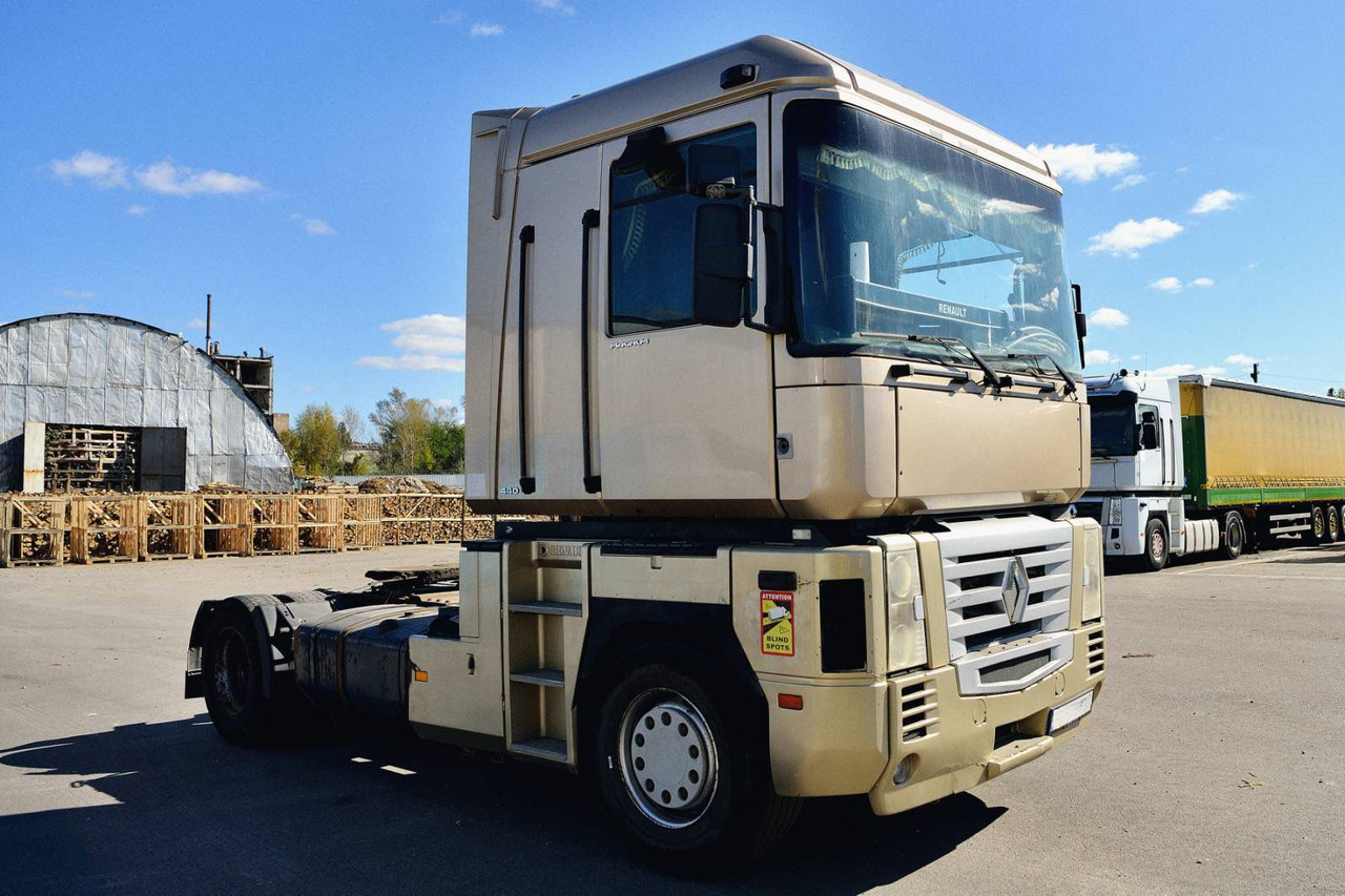 RENAULT Magnum 440 - Vilkikas: foto 1 RENAULT Magnum 440 - Vilkikas: foto 1
