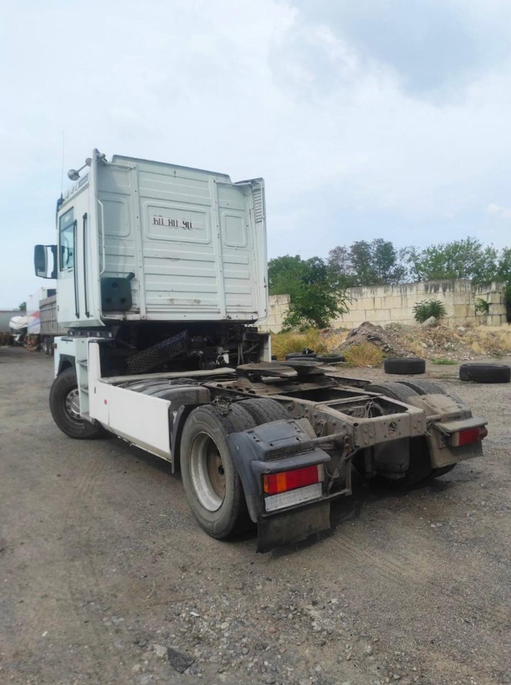 RENAULT Magnum 440 ID1515S - Vilkikas: foto 5 RENAULT Magnum 440 ID1515S - Vilkikas: foto 5