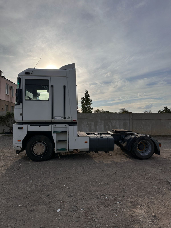 RENAULT Magnum 440 | ID1639S - Vilkikas: foto 4 RENAULT Magnum 440 | ID1639S - Vilkikas: foto 4