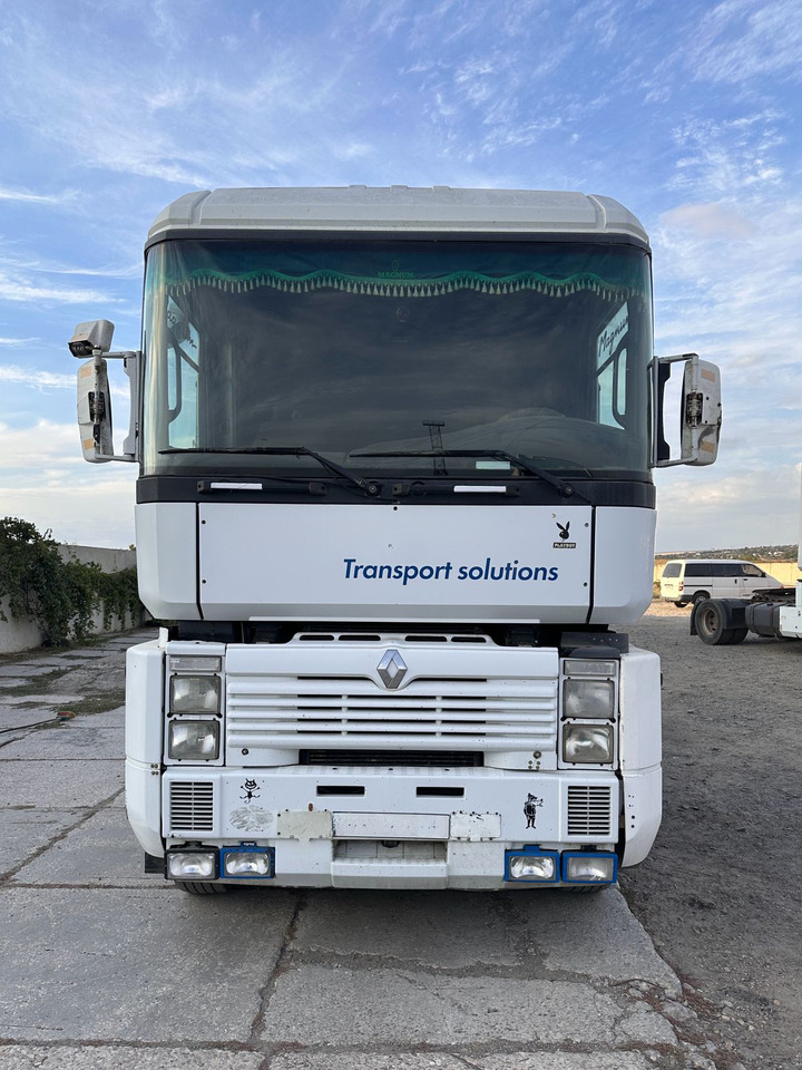 RENAULT Magnum 440 | ID1647S - Vilkikas: foto 2 RENAULT Magnum 440 | ID1647S - Vilkikas: foto 2