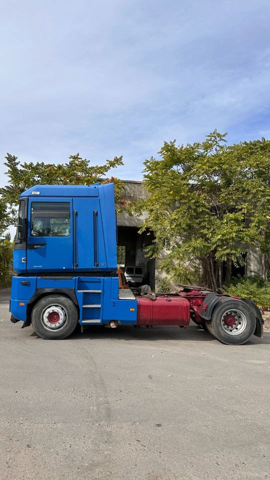 RENAULT Magnum 470 | ID1613S - Vilkikas: foto 5 RENAULT Magnum 470 | ID1613S - Vilkikas: foto 5