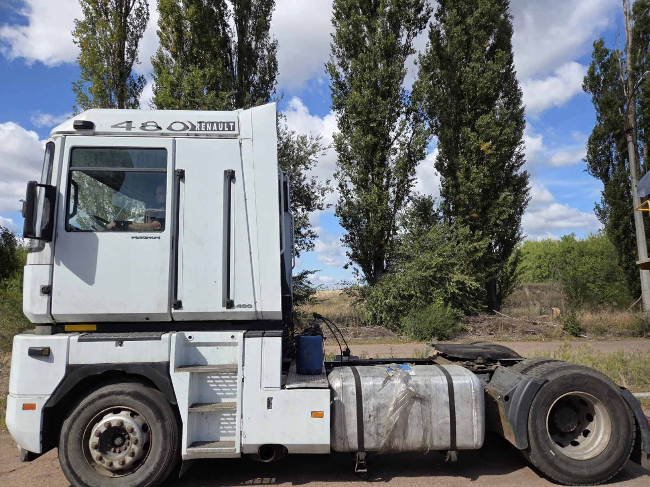 RENAULT Magnum 480 - Vilkikas: foto 3 RENAULT Magnum 480 - Vilkikas: foto 3