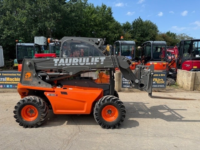 Ausa T 144 H  - Teleskopinis krautuvas: foto 1 Ausa T 144 H  - Teleskopinis krautuvas: foto 1