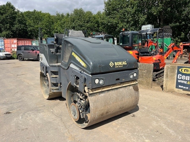 Bomag BW 135 AD-5 - Asfalto volus: foto 3 Bomag BW 135 AD-5 - Asfalto volus: foto 3