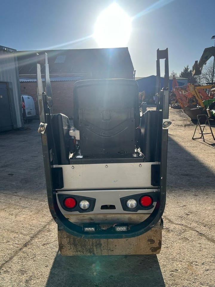 Bomag BW 80 AD-5 - Asfalto volus: foto 4 Bomag BW 80 AD-5 - Asfalto volus: foto 4