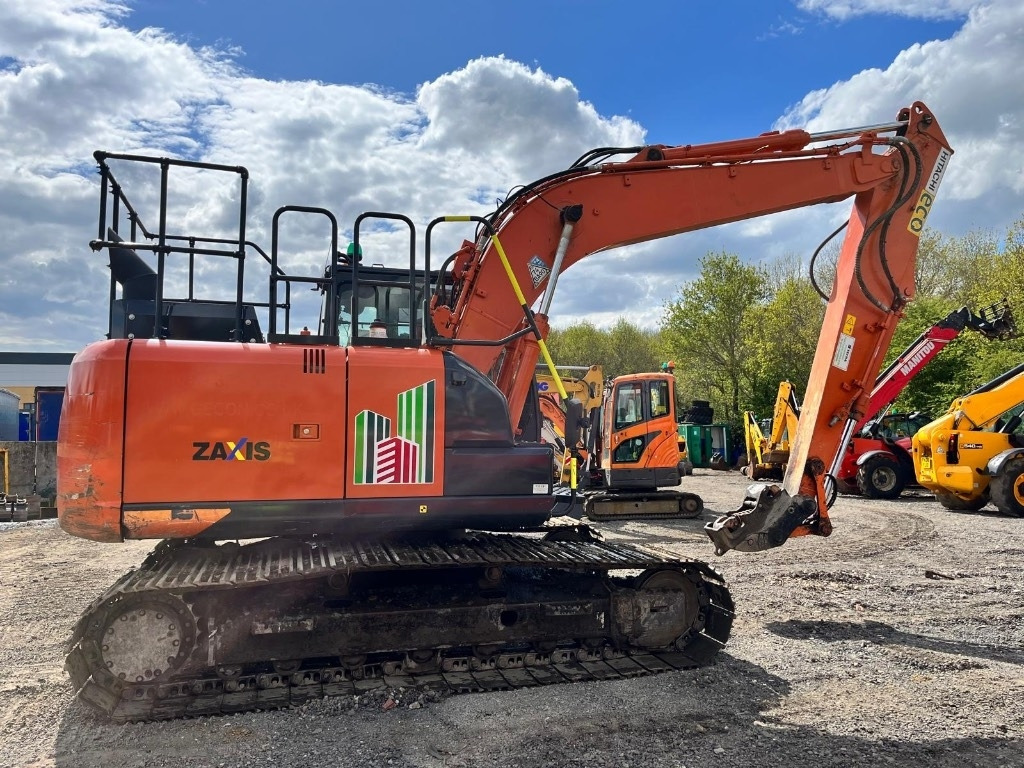 Hitachi ZX 130 LC N-6 - Vikšrinis ekskavatorius: foto 2 Hitachi ZX 130 LC N-6 - Vikšrinis ekskavatorius: foto 2