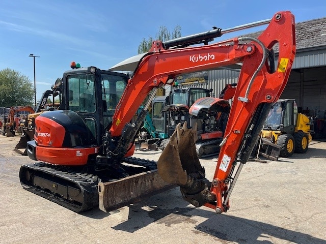 Kubota KX 057-4 - Mini ekskavatorius: foto 4 Kubota KX 057-4 - Mini ekskavatorius: foto 4