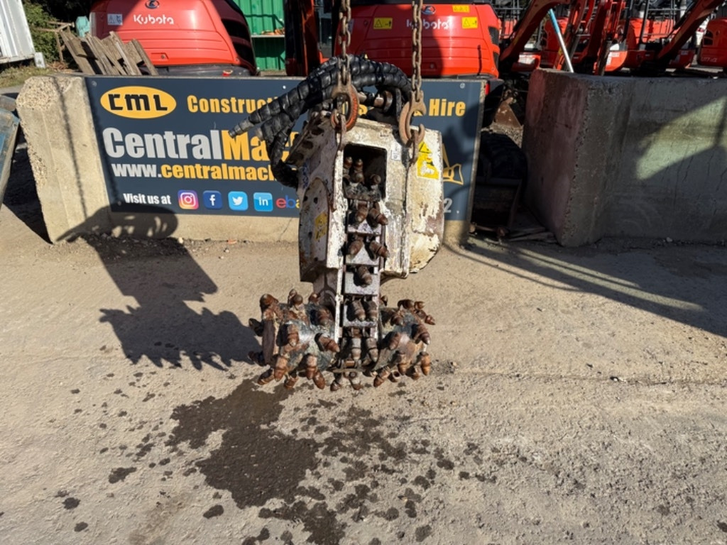 Simex TF100 - Grioviakasė: foto 4 Simex TF100 - Grioviakasė: foto 4