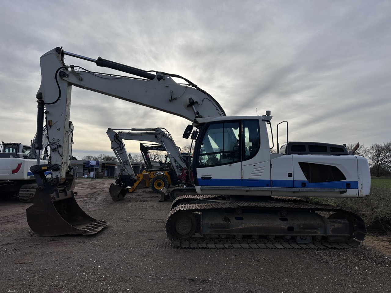 LIEBHERR R 924 LC Top Zustand !!! Kein 914- 916- 920- 926 - Vikšrinis ekskavatorius: foto 1 LIEBHERR R 924 LC Top Zustand !!! Kein 914- 916- 920- 926 - Vikšrinis ekskavatorius: foto 1