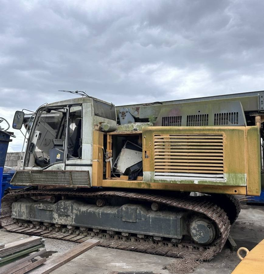 Liebherr LRB 155 for parts breaking dismantling - Polių kalimo mašina: foto 1 Liebherr LRB 155 for parts breaking dismantling - Polių kalimo mašina: foto 1