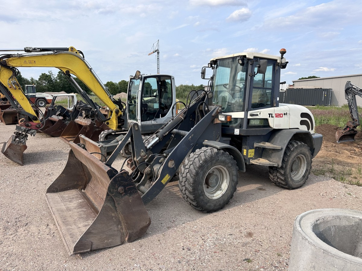 TEREX TL 120 - 30 Km/h Schaufel + Palettengabel Top ! - Ratinis krautuvas: foto 3 TEREX TL 120 - 30 Km/h Schaufel + Palettengabel Top ! - Ratinis krautuvas: foto 3