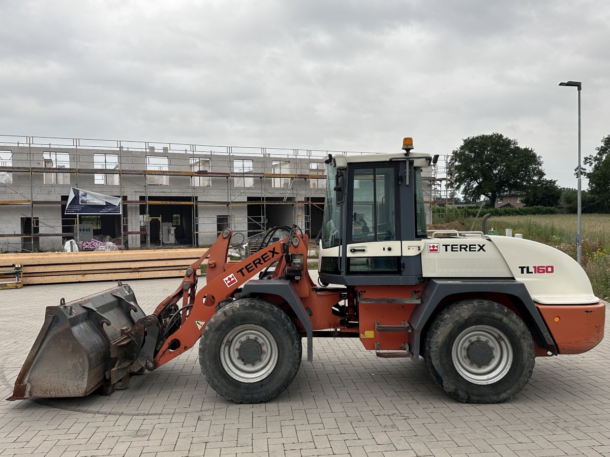 TEREX TL 160 Klima Schaufel + Palettengabel Top ! - Ratinis krautuvas: foto 1 TEREX TL 160 Klima Schaufel + Palettengabel Top ! - Ratinis krautuvas: foto 1
