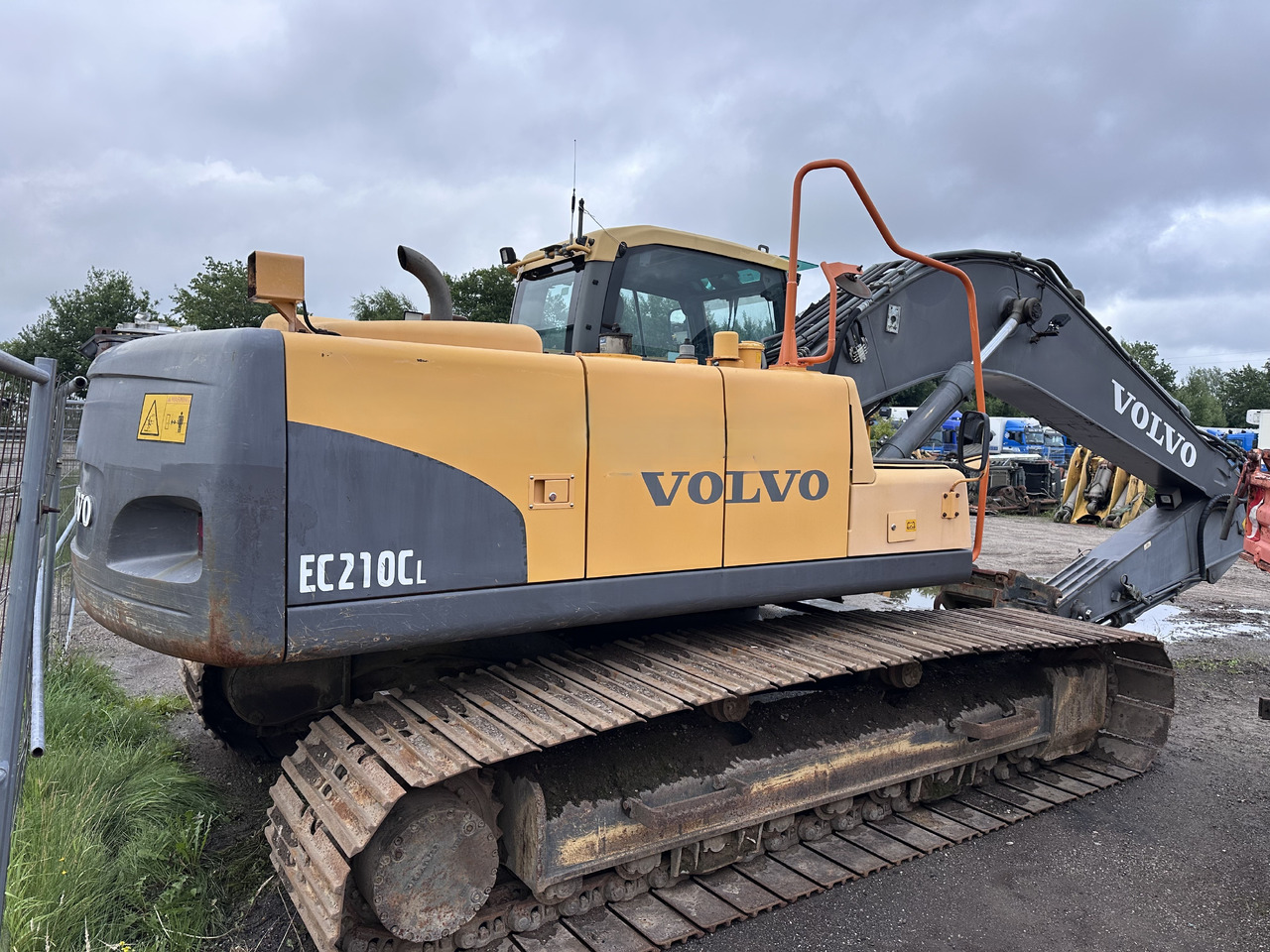 VOLVO EC 210 CL Deutsche Maschine! Top !!! - Vikšrinis ekskavatorius: foto 2 VOLVO EC 210 CL Deutsche Maschine! Top !!! - Vikšrinis ekskavatorius: foto 2