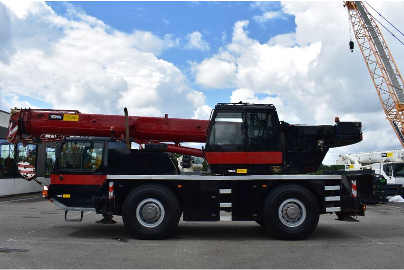 Liebherr LTM 1030-2 - Visureigis kranas: foto 1 Liebherr LTM 1030-2 - Visureigis kranas: foto 1
