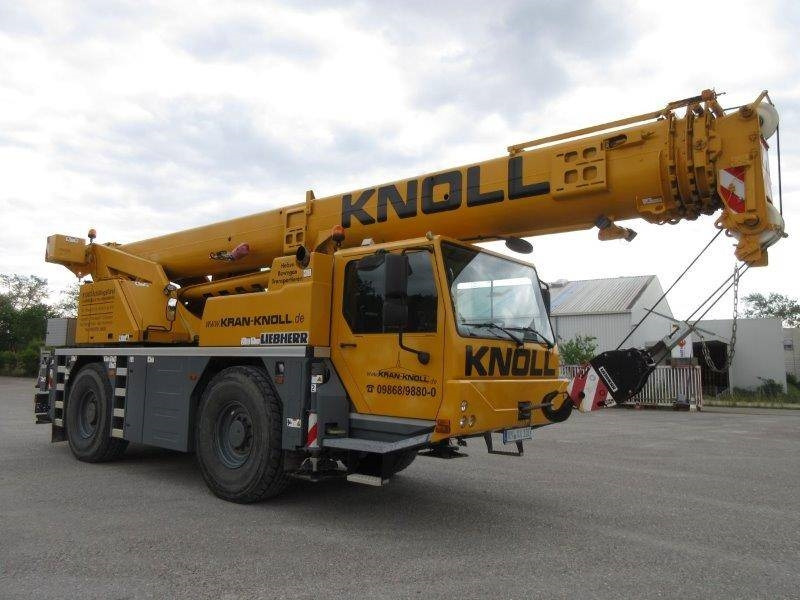 Liebherr LTM 1040-2.1 - Visureigis kranas: foto 4 Liebherr LTM 1040-2.1 - Visureigis kranas: foto 4