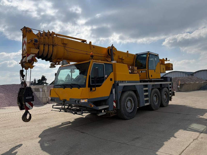Liebherr LTM1055/1 - Visureigis kranas: foto 1 Liebherr LTM1055/1 - Visureigis kranas: foto 1