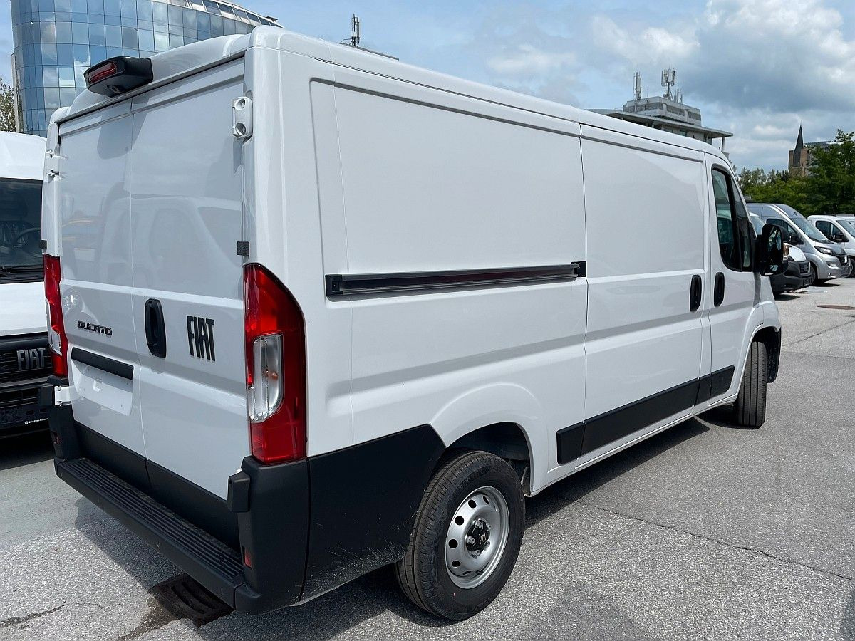 Fiat Ducato 30L L2H1-120-Klima;Temp;P.Sens;DAB+;2025 - Mažas furgonas: foto 3 Fiat Ducato 30L L2H1-120-Klima;Temp;P.Sens;DAB+;2025 - Mažas furgonas: foto 3