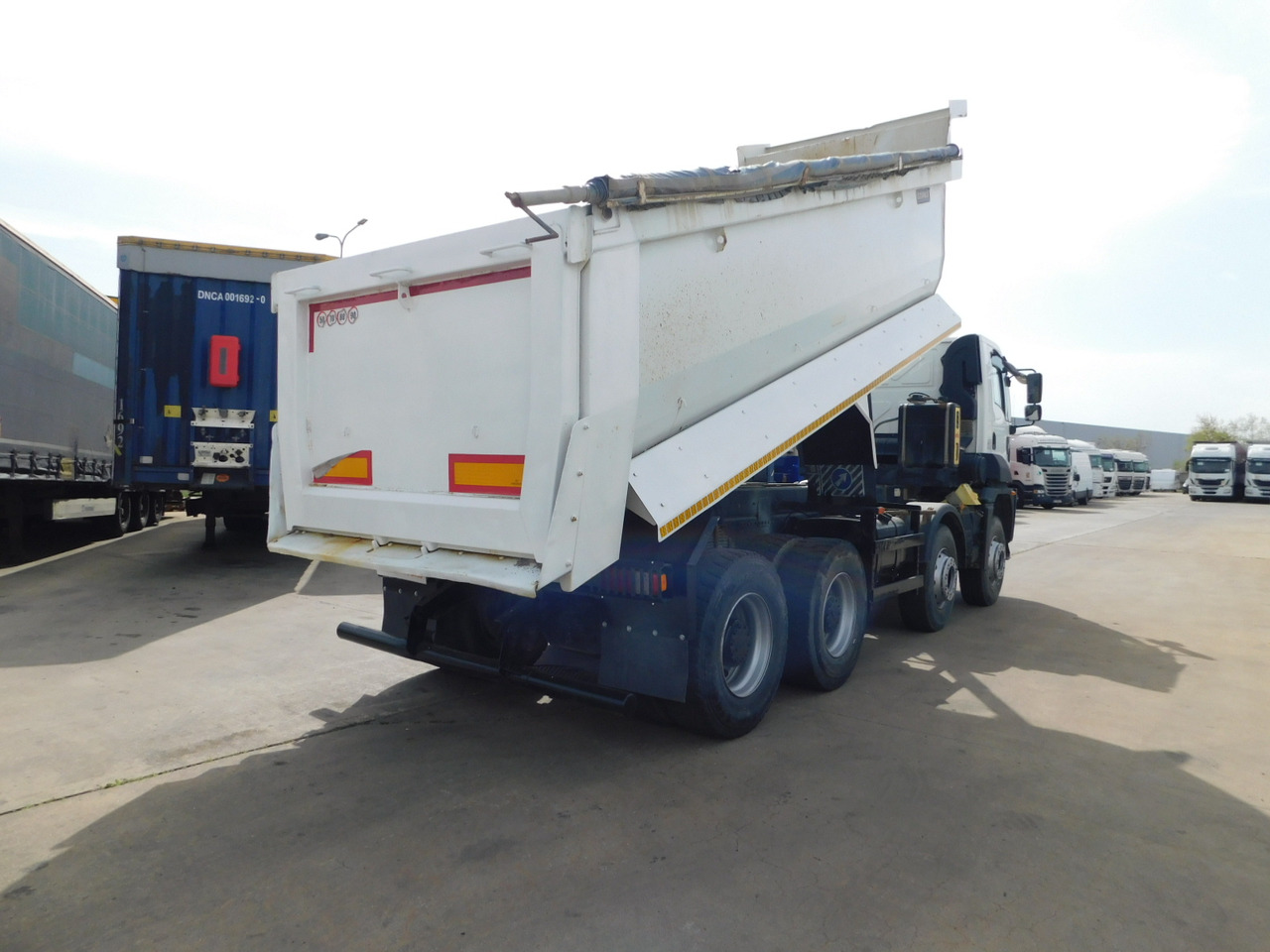 Ford 4142d 8x4 dcab e6 16s2230 - Savivartis sunkvežimis: foto 3 Ford 4142d 8x4 dcab e6 16s2230 - Savivartis sunkvežimis: foto 3