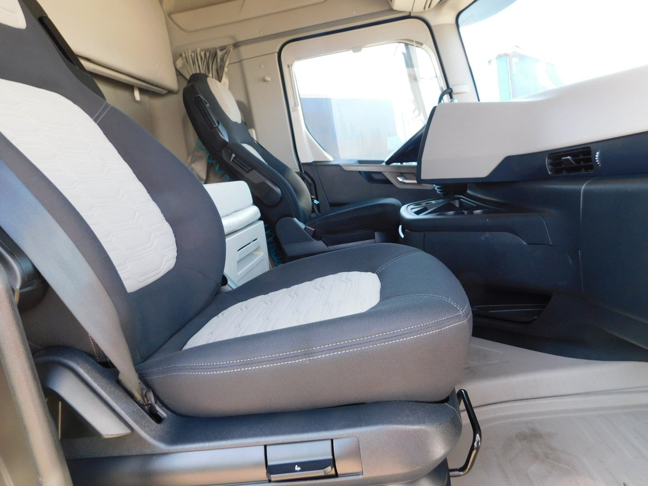 Ford F max 4x2 scab e6 12tx2620 ecotorq - Vilkikas: foto 5 Ford F max 4x2 scab e6 12tx2620 ecotorq - Vilkikas: foto 5