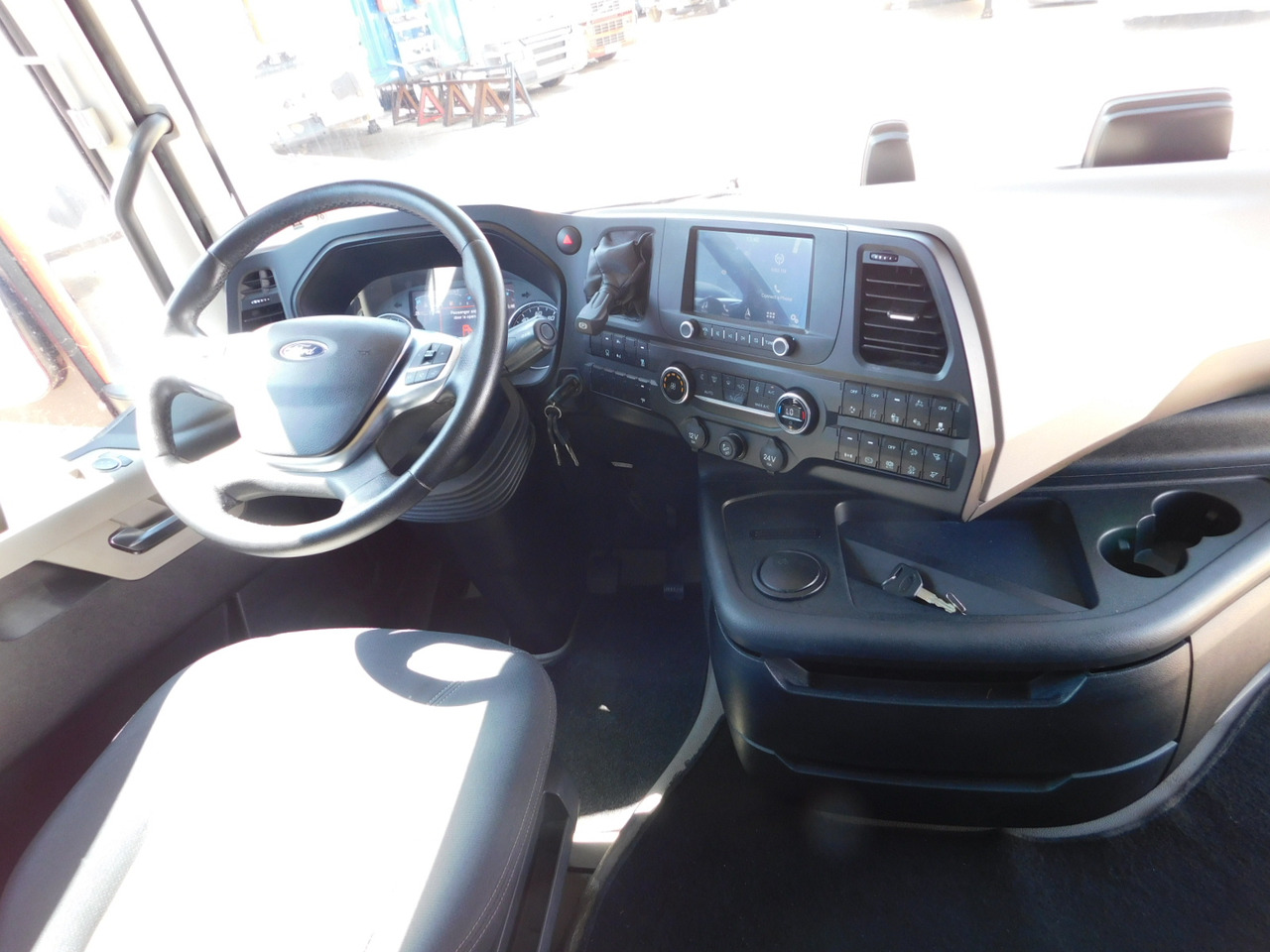 Vilkikas Ford F max ll 4x2 scab e6 12tx2620: foto 7 Vilkikas Ford F max ll 4x2 scab e6 12tx2620: foto 7