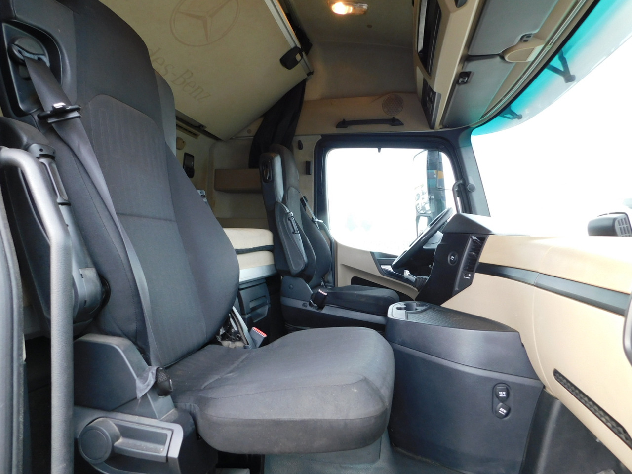 Mercedes Actros 1842 - Vilkikas: foto 5 Mercedes Actros 1842 - Vilkikas: foto 5