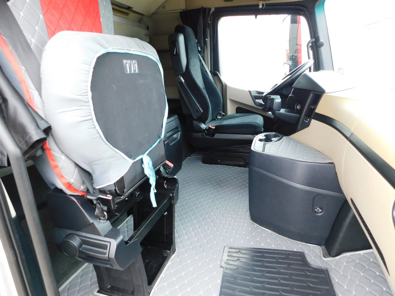 Mercedes Actros - Vilkikas: foto 5 Mercedes Actros - Vilkikas: foto 5