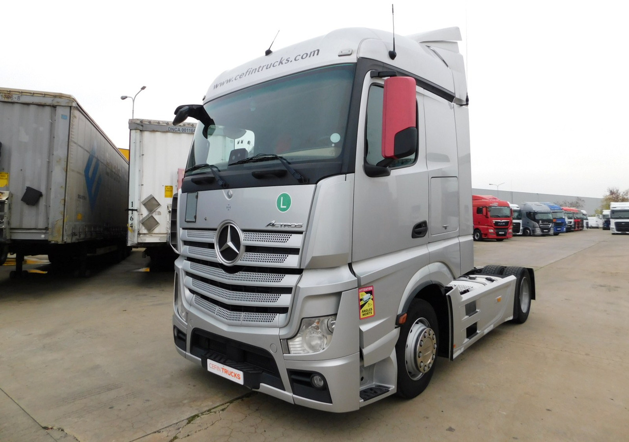 Mercedes Actros - Vilkikas: foto 1 Mercedes Actros - Vilkikas: foto 1