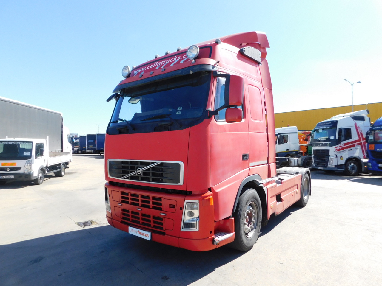 Volvo Fh 12 420 fh42 tb - Vilkikas: foto 1 Volvo Fh 12 420 fh42 tb - Vilkikas: foto 1