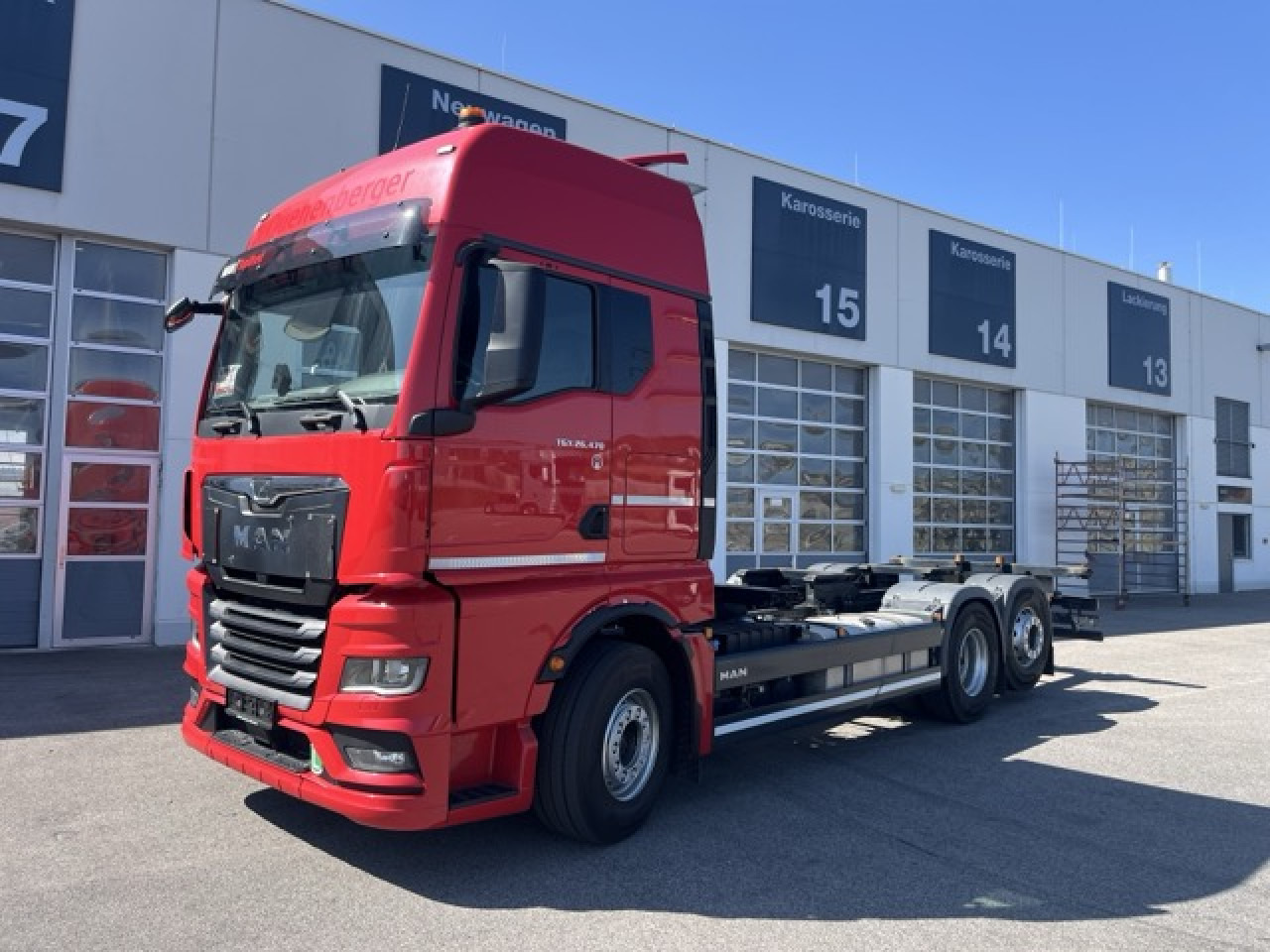 MAN TGX 26.470 6x2-4 LL - neu bereift Euro6 Intarder - Konteineris-vežimus/ Sukeisti kūną sunkvežimis: foto 1 MAN TGX 26.470 6x2-4 LL - neu bereift Euro6 Intarder - Konteineris-vežimus/ Sukeisti kūną sunkvežimis: foto 1