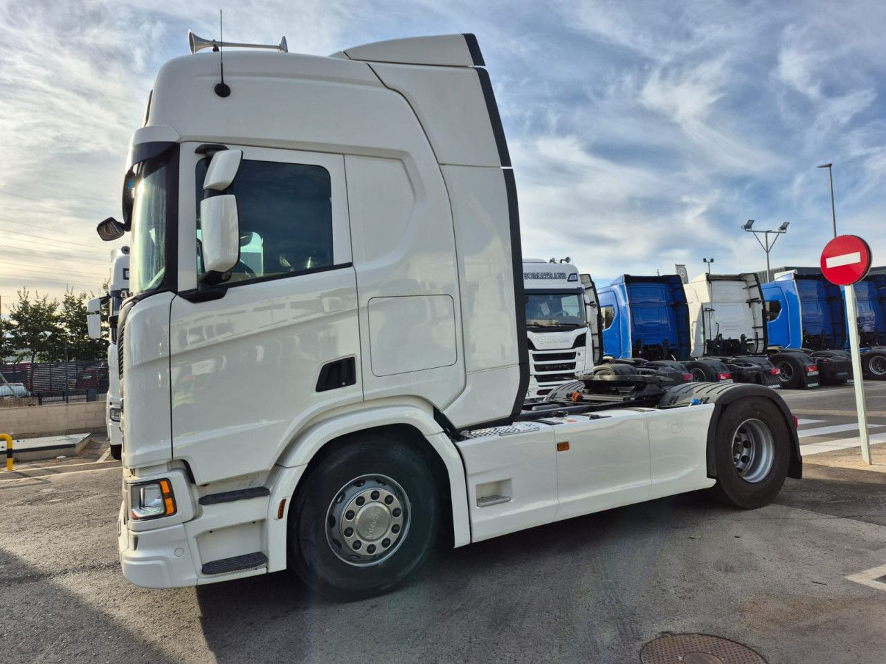 Scania R 450 - Vilkikas: foto 2 Scania R 450 - Vilkikas: foto 2