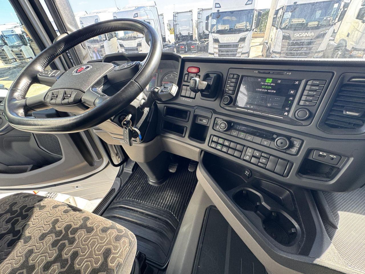 Vilkikas Scania R 460: foto 9