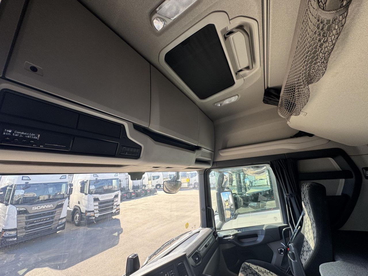 Vilkikas Scania R 460: foto 14