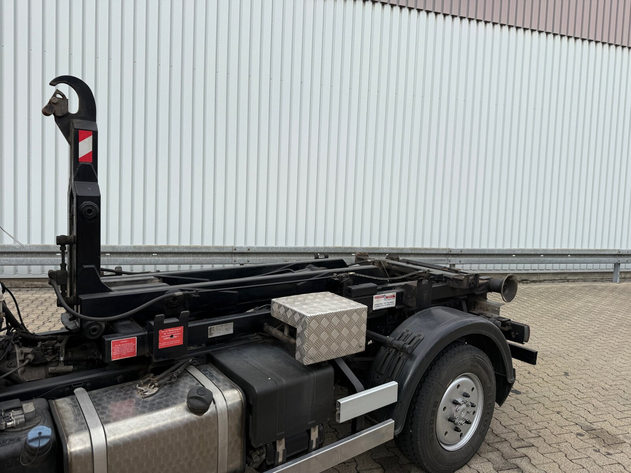 AEBI Schmidt MT750 4x4 AEBI Schmidt MT750 4x4, City-Abroller, Winterdienstausstattung, 2x AHK - Hook-lift sunkvežimis: foto 2 AEBI Schmidt MT750 4x4 AEBI Schmidt MT750 4x4, City-Abroller, Winterdienstausstattung, 2x AHK - Hook-lift sunkvežimis: foto 2