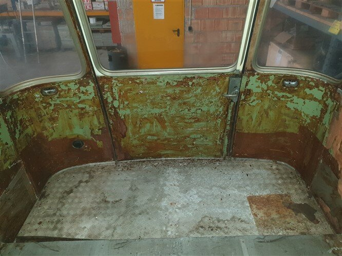 Autobusas L4C Alpenwagen III, Alpin Bus, Restaurationsobjekt SAURER L4C Alpenwagen III, Alpin Bus, Restaurationsobjekt: foto 6 Autobusas L4C Alpenwagen III, Alpin Bus, Restaurationsobjekt SAURER L4C Alpenwagen III, Alpin Bus, Restaurationsobjekt: foto 6