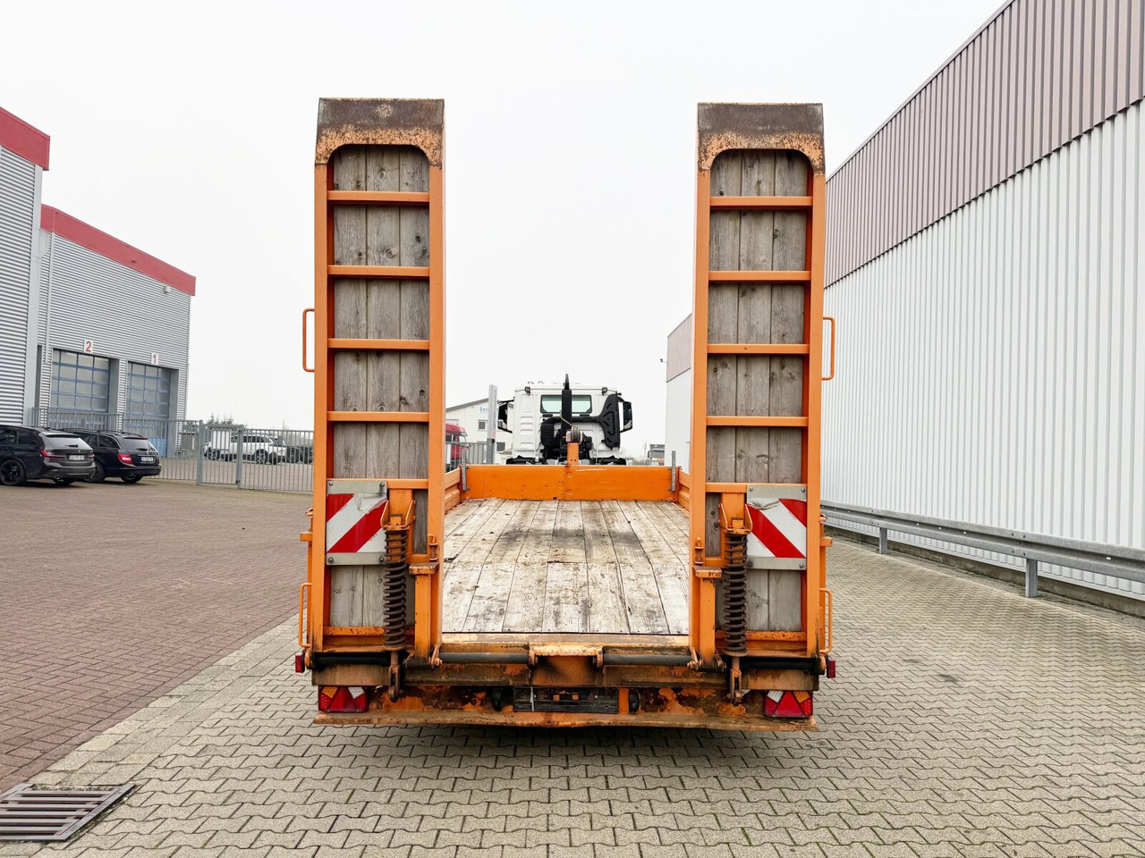 ETUE-TA 10 ETUE-TA 10, Ex , wenig benutzt top Zustand - Žemo profilio platforma priekaba: foto 5 ETUE-TA 10 ETUE-TA 10, Ex , wenig benutzt top Zustand - Žemo profilio platforma priekaba: foto 5