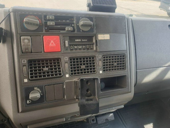 Euro Cargo ML 75E14 4x2 Euro Cargo ML 75E14 4x2 Getränkekoffer, 6-Zylinder-Motor - Furgonas sunkvežimis: foto 3 Euro Cargo ML 75E14 4x2 Euro Cargo ML 75E14 4x2 Getränkekoffer, 6-Zylinder-Motor - Furgonas sunkvežimis: foto 3