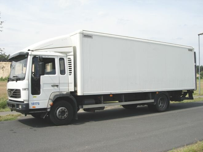 FL 6-12 4x2 FL 6-12 4x2, 4x vorhanden! - Furgonas sunkvežimis: foto 2 FL 6-12 4x2 FL 6-12 4x2, 4x vorhanden! - Furgonas sunkvežimis: foto 2