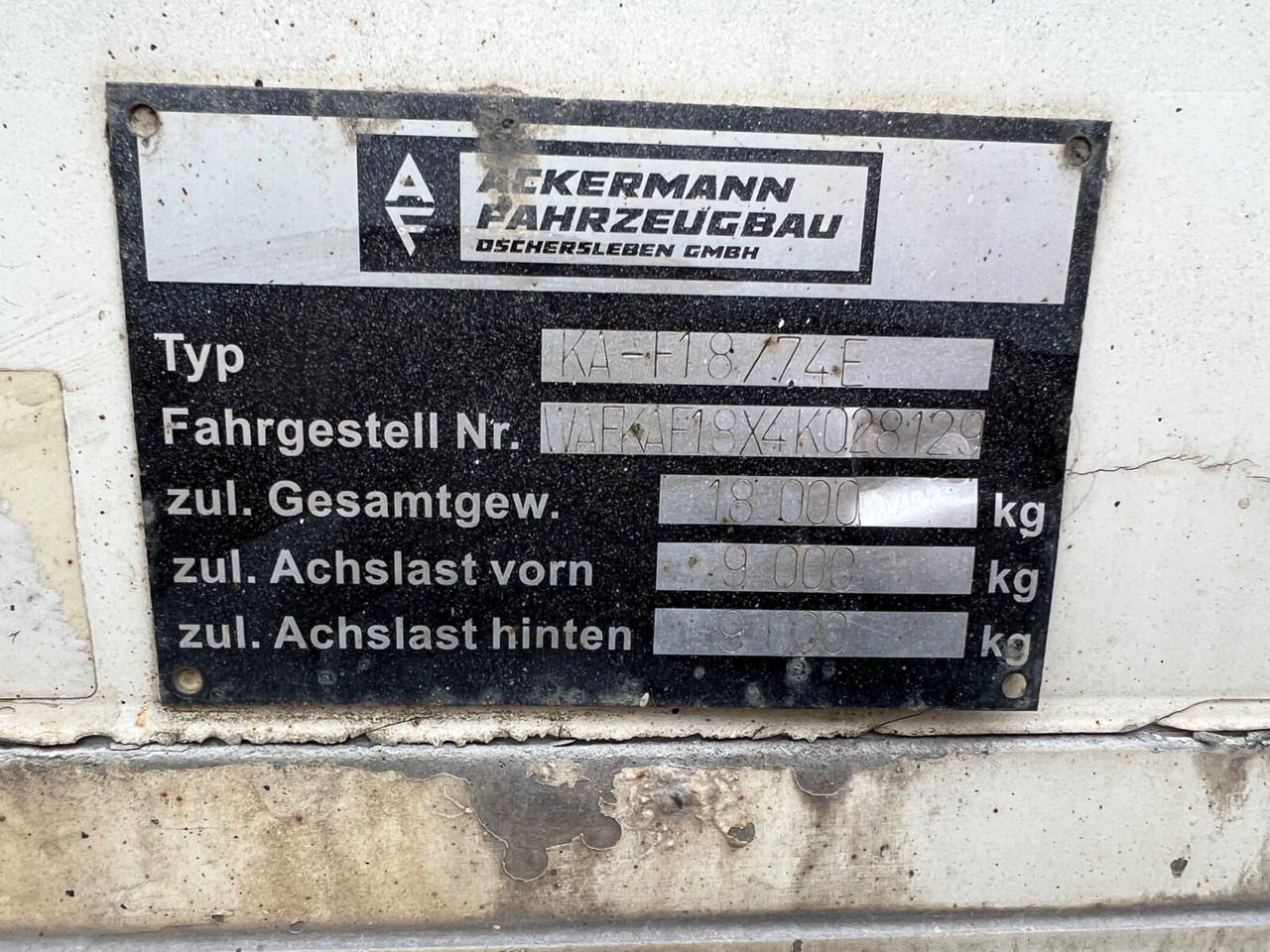 KA-F 18/74E Ackermann, Oschersl. KA-F 18/74E mit LBW MBB, 44cbm - Furgonas priekaba: foto 5 KA-F 18/74E Ackermann, Oschersl. KA-F 18/74E mit LBW MBB, 44cbm - Furgonas priekaba: foto 5