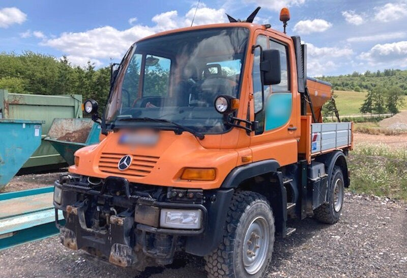Unimog U300 405/10 4x4 U300 405/10 4x4, Kommunalhydraulik, Frontzapfwelle, Kipper - Komercinis automobilis: foto 1 Unimog U300 405/10 4x4 U300 405/10 4x4, Kommunalhydraulik, Frontzapfwelle, Kipper - Komercinis automobilis: foto 1