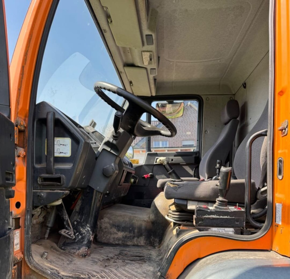 MAN LE 18.280 4x2 LL LE 18.280 4x2 LL, 6-Zylinder, Winterdienstausstattung - Hook-lift sunkvežimis: foto 5 MAN LE 18.280 4x2 LL LE 18.280 4x2 LL, 6-Zylinder, Winterdienstausstattung - Hook-lift sunkvežimis: foto 5