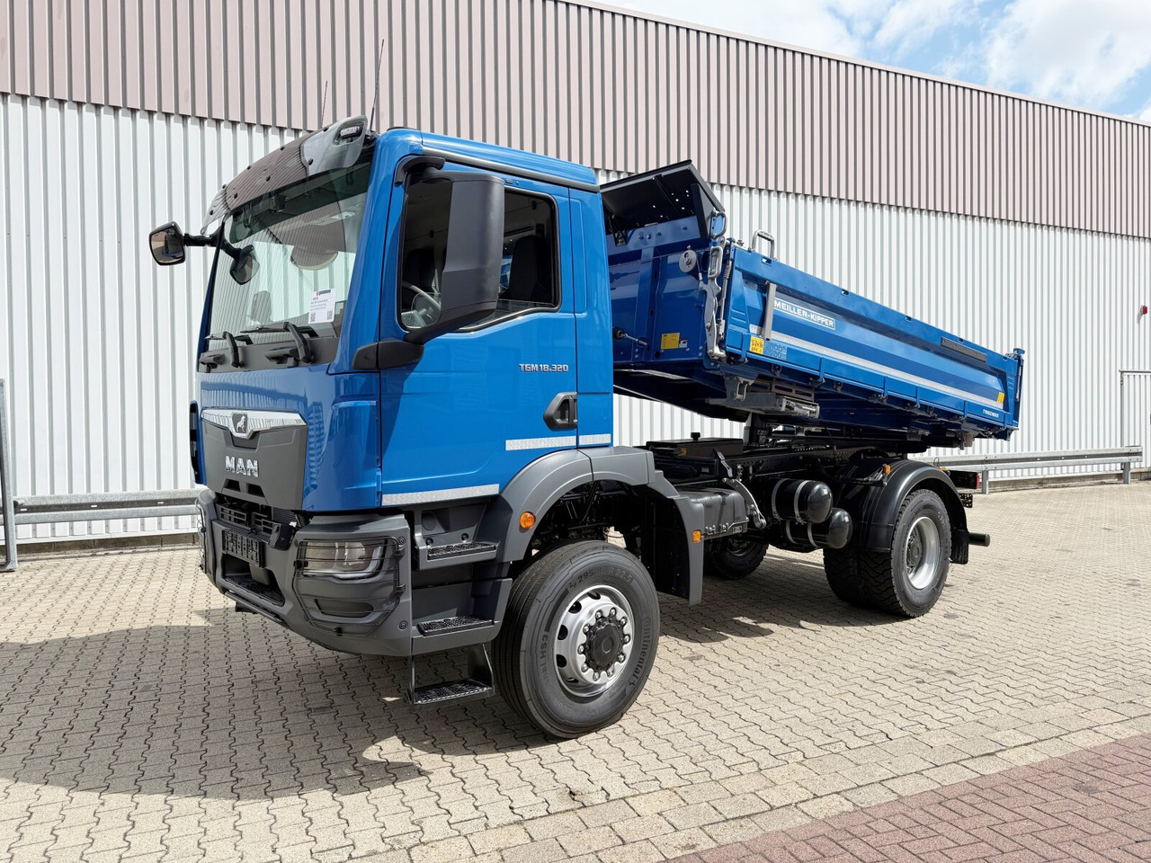 MAN TGM 18.320 4x4 BB CH TGM 18.320 4x4 BB CH, Navi, Meiller Trigenius - Savivartis sunkvežimis: foto 1 MAN TGM 18.320 4x4 BB CH TGM 18.320 4x4 BB CH, Navi, Meiller Trigenius - Savivartis sunkvežimis: foto 1