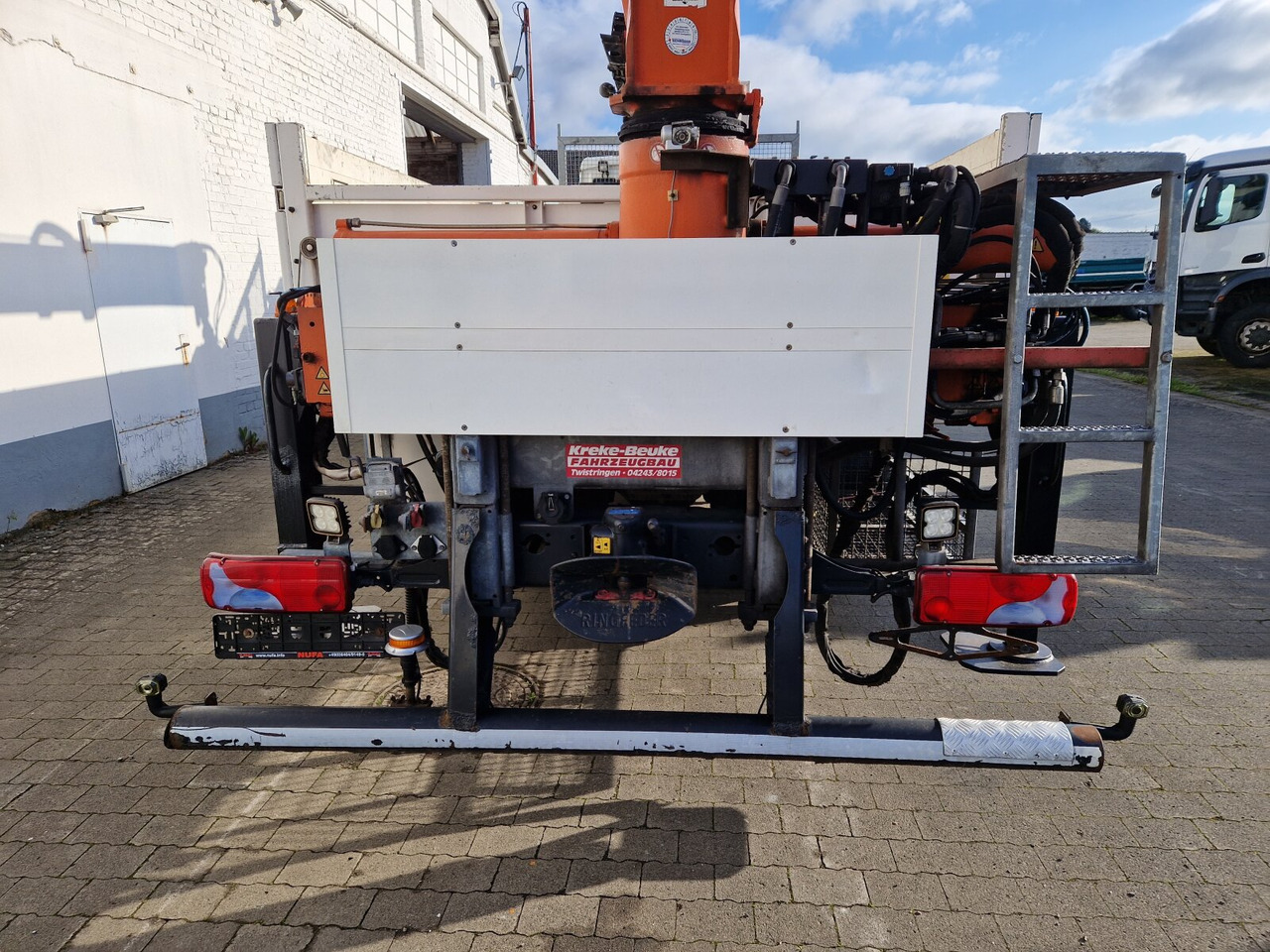 MAN TGM 18.340 4x2 BL TGM 18.340 4x2 BL, Atlas Ladekran 135.2 V, 9.8m - 1040 kg - Sunkvežimis su kranu, Platforminis/ Bortinis sunkvežimis: foto 4 MAN TGM 18.340 4x2 BL TGM 18.340 4x2 BL, Atlas Ladekran 135.2 V, 9.8m - 1040 kg - Sunkvežimis su kranu, Platforminis/ Bortinis sunkvežimis: foto 4