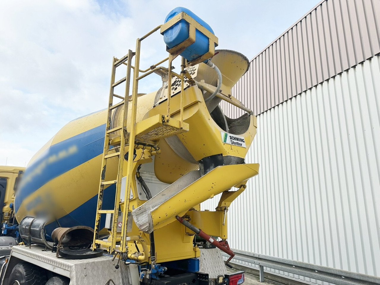 MAN TGS 32.400 8X4 BB TGS 32.400 8x4 BB, Stetter ca. 9m³ - Betonvežis: foto 4 MAN TGS 32.400 8X4 BB TGS 32.400 8x4 BB, Stetter ca. 9m³ - Betonvežis: foto 4