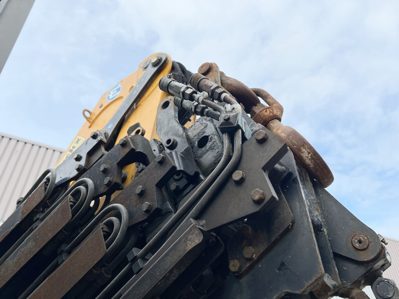 MAN TGS 33.440 6X4 BL TGS 33.440 6X4 BL mit Kran Effer 165-3S, Funk - Hook-lift sunkvežimis, Sunkvežimis su kranu: foto 5 MAN TGS 33.440 6X4 BL TGS 33.440 6X4 BL mit Kran Effer 165-3S, Funk - Hook-lift sunkvežimis, Sunkvežimis su kranu: foto 5