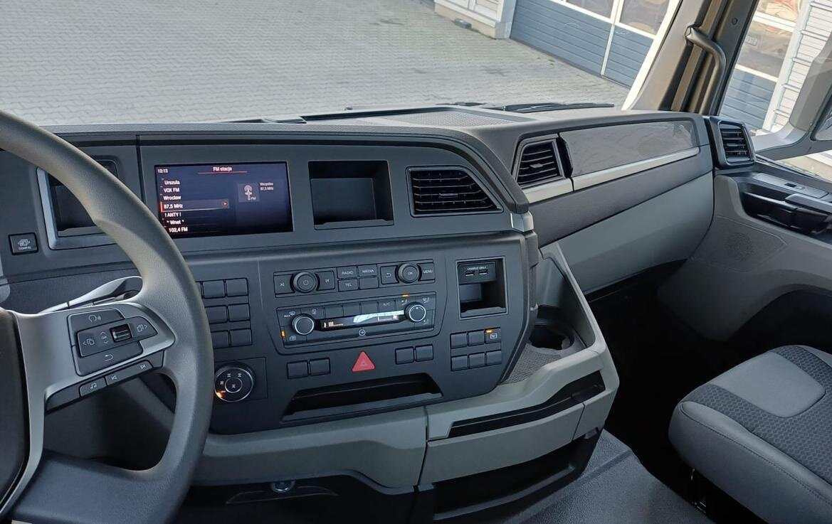 MAN TGS 33.440 6x6 BB CH TGS 33.440 6x6 BB CH, Hohe Bauart, Nebenantrieb - Važiuoklės sunkvežimis: foto 5 MAN TGS 33.440 6x6 BB CH TGS 33.440 6x6 BB CH, Hohe Bauart, Nebenantrieb - Važiuoklės sunkvežimis: foto 5