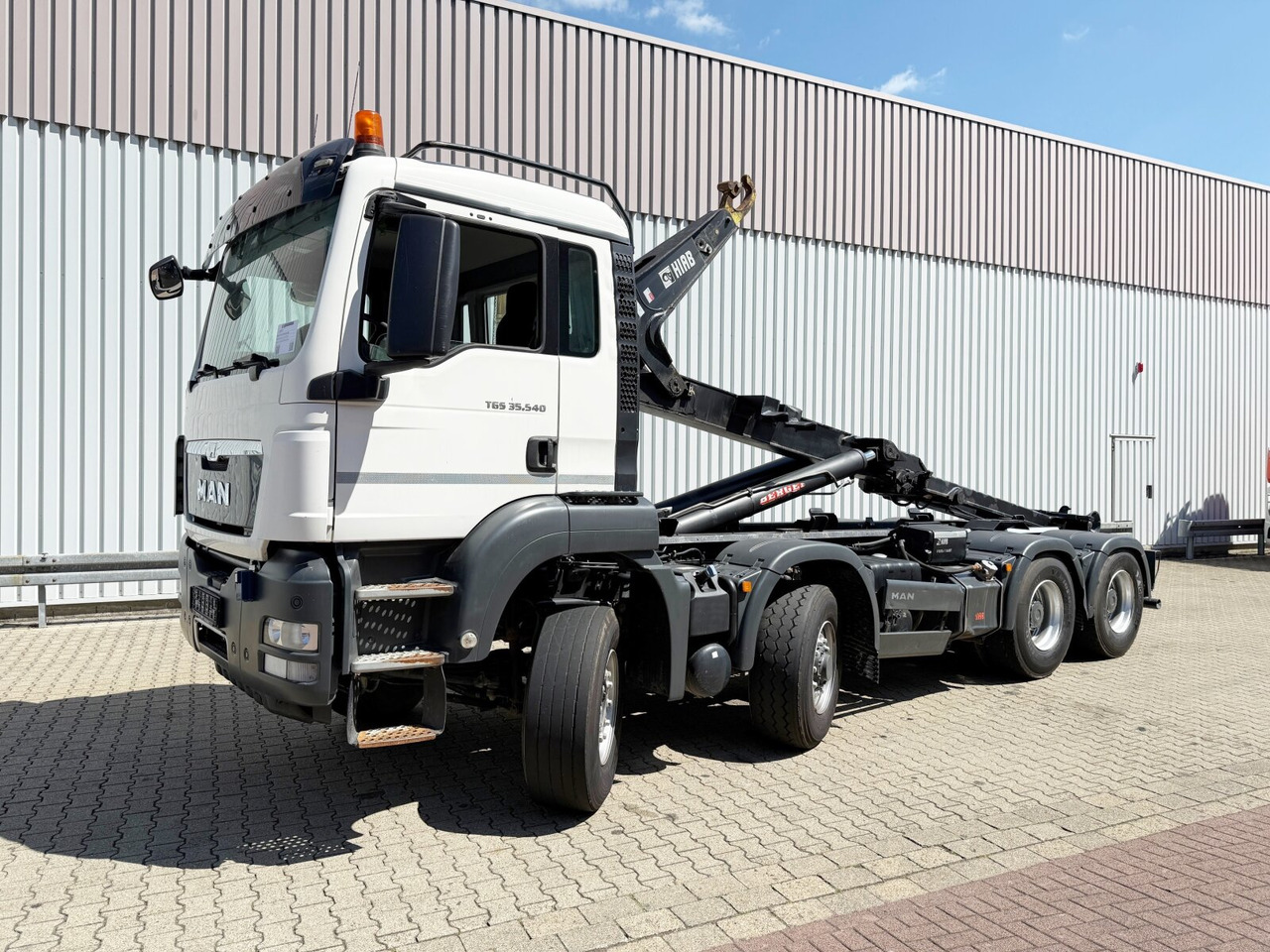 MAN TGS 35.540 8x6H BL TGS 35.540 8x6H BL, HydroDrive, PriTrader, Hiab Abrollkipper bis 7 m - Hook-lift sunkvežimis: foto 1 MAN TGS 35.540 8x6H BL TGS 35.540 8x6H BL, HydroDrive, PriTrader, Hiab Abrollkipper bis 7 m - Hook-lift sunkvežimis: foto 1