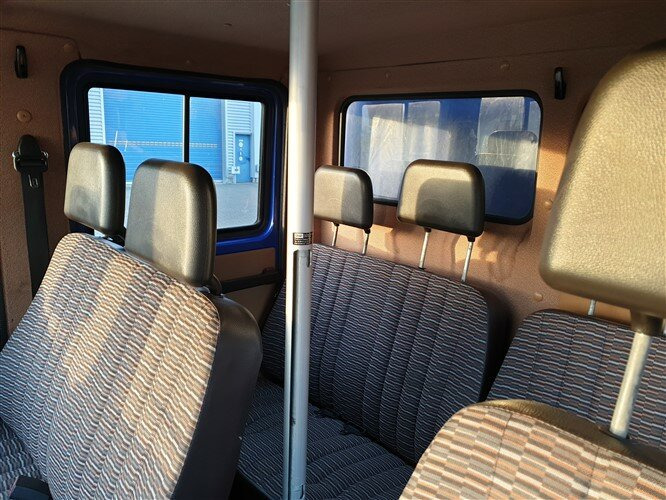 Mercedes-Benz 508 D 4x2 Doka 508 D 4x2 Doka, EX-THW - Tentinis sunkvežimis: foto 4 Mercedes-Benz 508 D 4x2 Doka 508 D 4x2 Doka, EX-THW - Tentinis sunkvežimis: foto 4