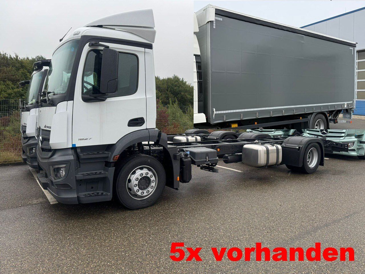 Mercedes-Benz Actros 1827/30 L 4x2 Actros 1827/30 L 4x2, Gardine, LBW - Platforminis/ Bortinis sunkvežimis: foto 1 Mercedes-Benz Actros 1827/30 L 4x2 Actros 1827/30 L 4x2, Gardine, LBW - Platforminis/ Bortinis sunkvežimis: foto 1