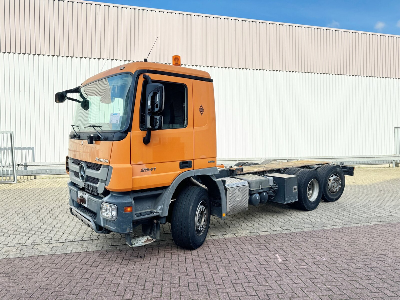 Mercedes-Benz Actros 2541 L 6x2 Actros 2541 L 6x2, Lenk-/Liftachse - Hook-lift sunkvežimis: foto 1 Mercedes-Benz Actros 2541 L 6x2 Actros 2541 L 6x2, Lenk-/Liftachse - Hook-lift sunkvežimis: foto 1