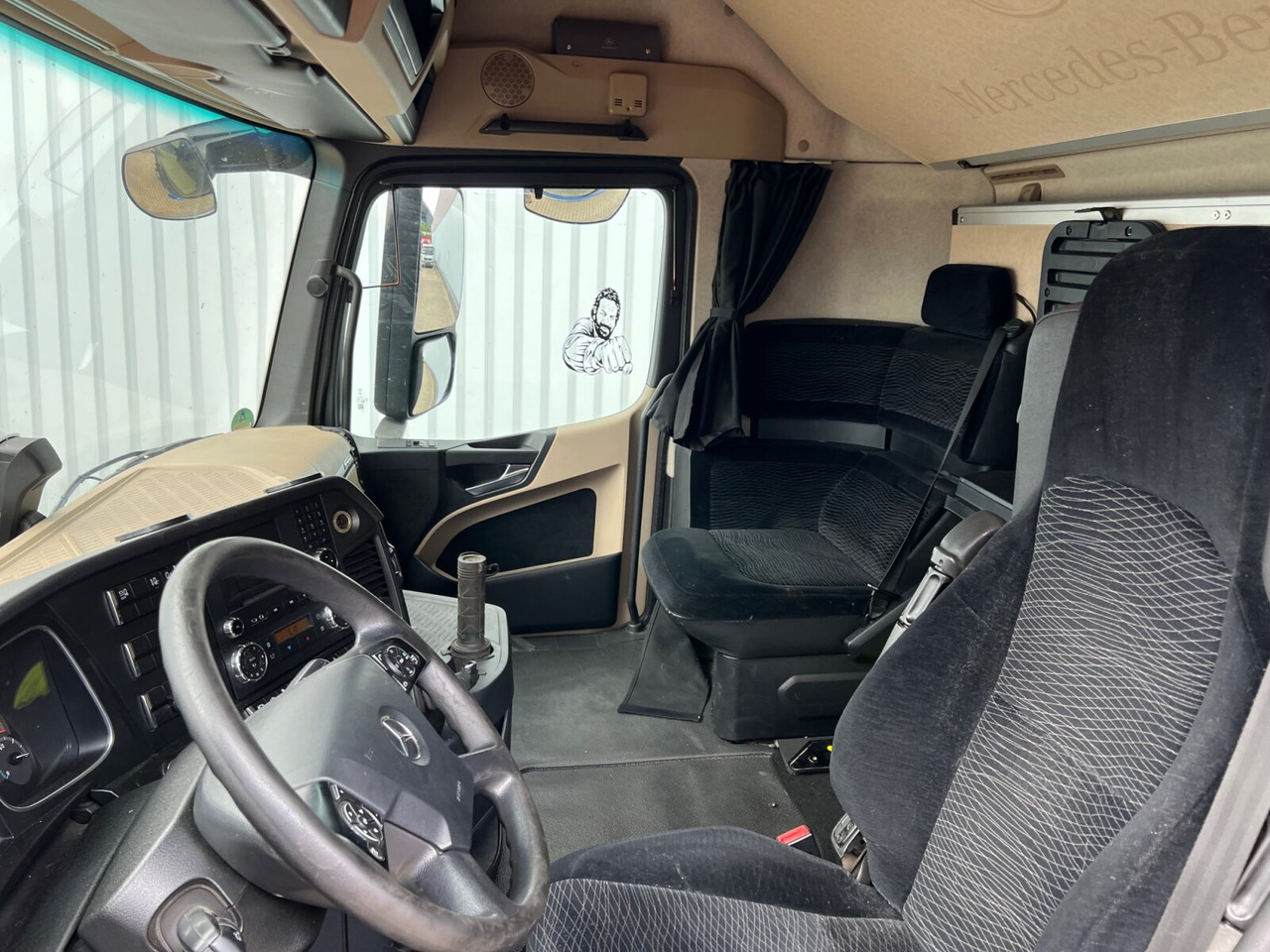 Mercedes-Benz Actros 2542/48 L/nR 6x2 Actros 2542/48 L/nR 6x2, Retarder, Standklima, StreamSpace, SoloStar - Konteineris-vežimus/ Sukeisti kūną sunkvežimis: foto 2 Mercedes-Benz Actros 2542/48 L/nR 6x2 Actros 2542/48 L/nR 6x2, Retarder, Standklima, StreamSpace, SoloStar - Konteineris-vežimus/ Sukeisti kūną sunkvežimis: foto 2